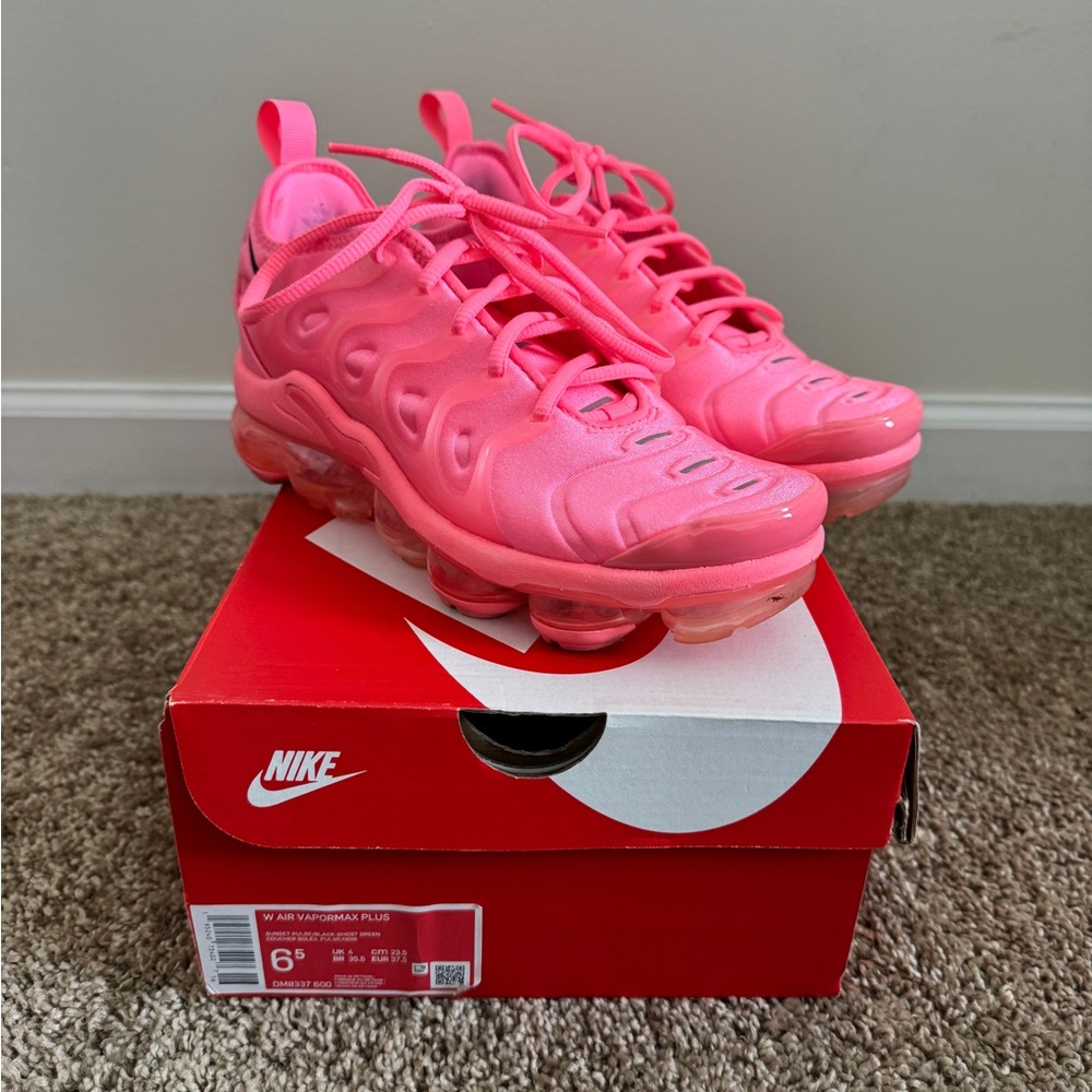 Nike Air VaporMax Plus Womens Shoes
